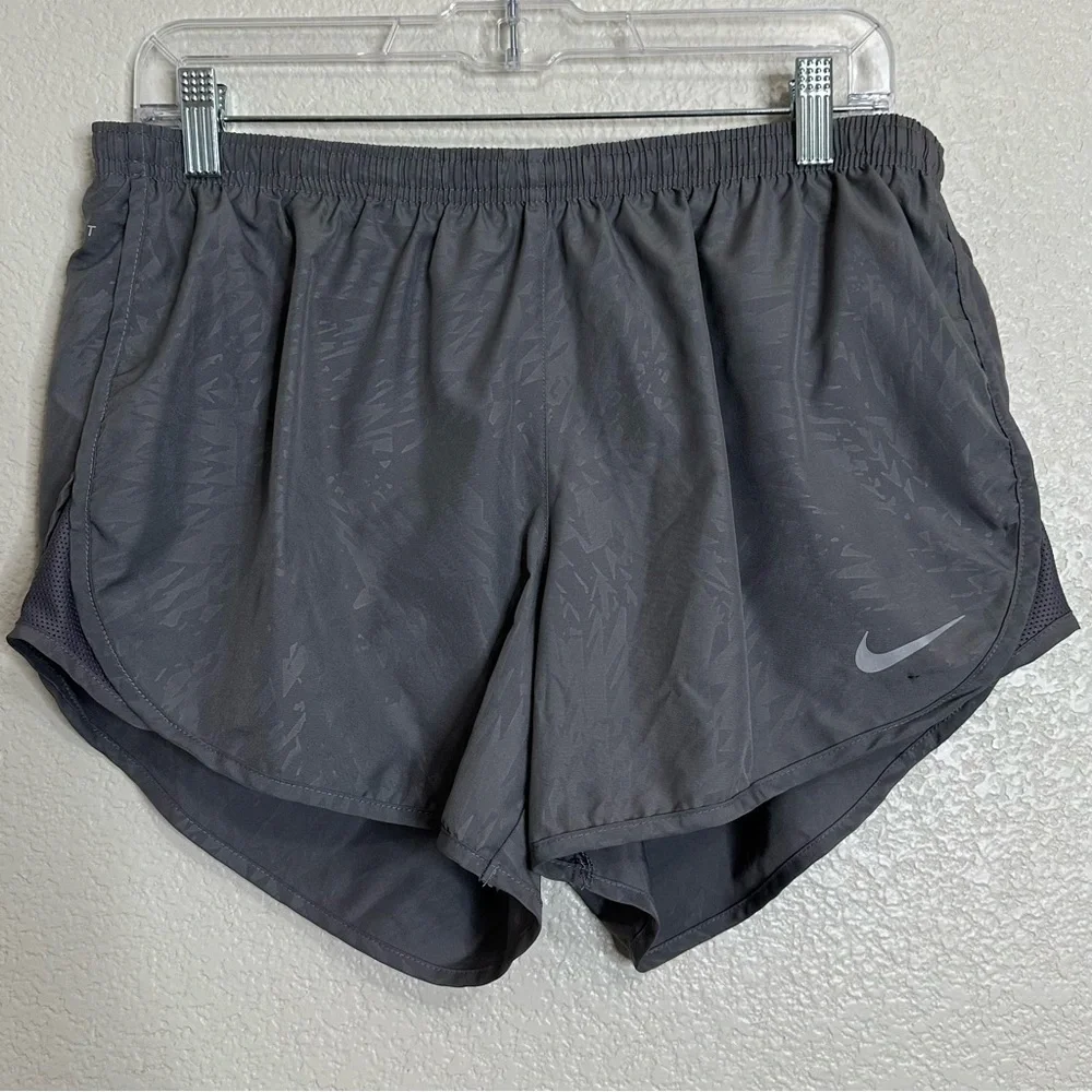 Nike Women's Tempo Modern Embossed Gray Running Shorts, Sz Large